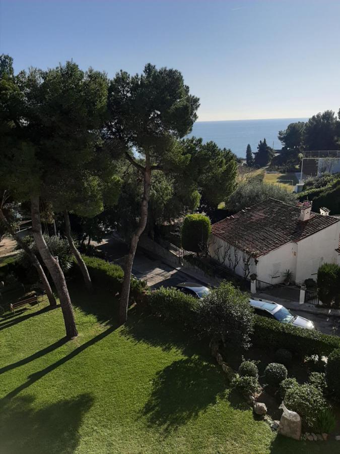 Appartement White Stones Beach In Sant Pol De Mar Extérieur photo